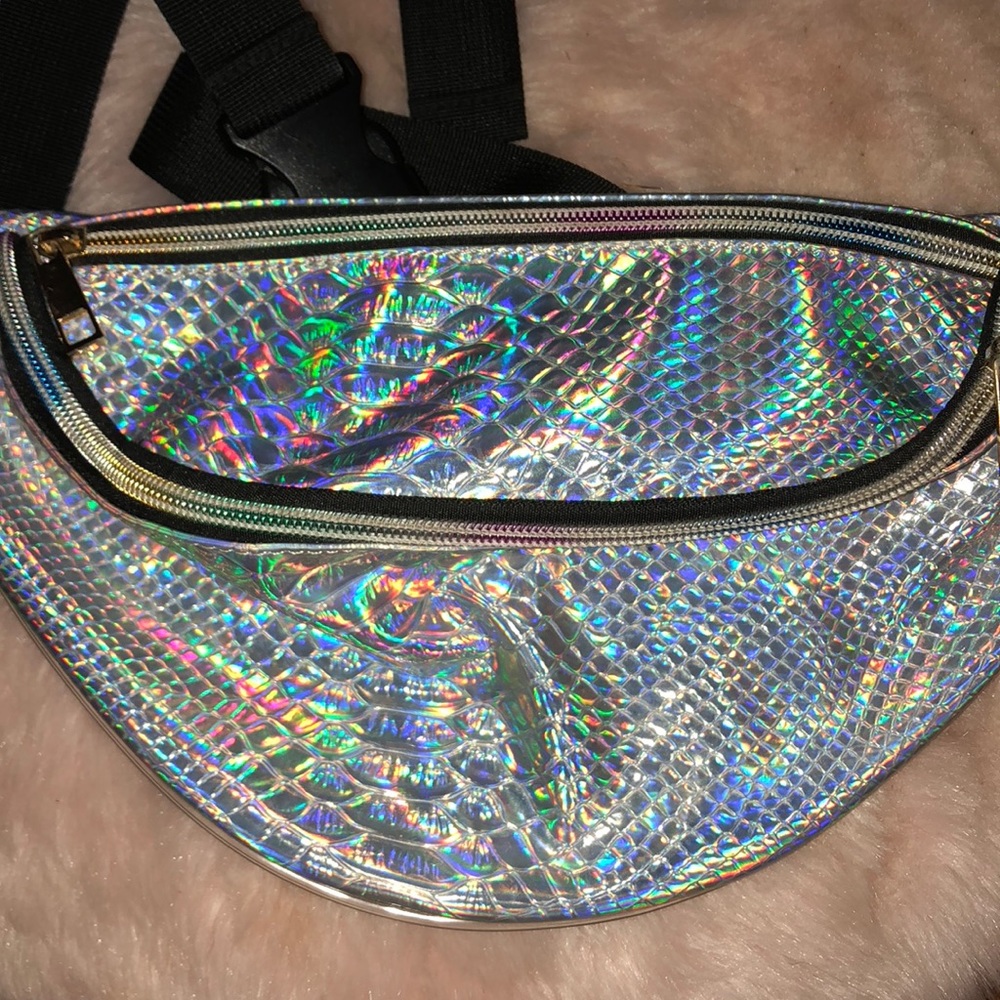 Snake skin fanny pack